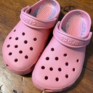 crocs